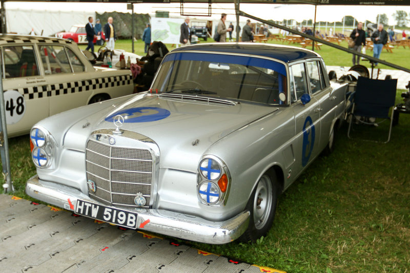 Illustration for article titled So Much Vintage Racing Magic At The Goodwood Revival Paddock